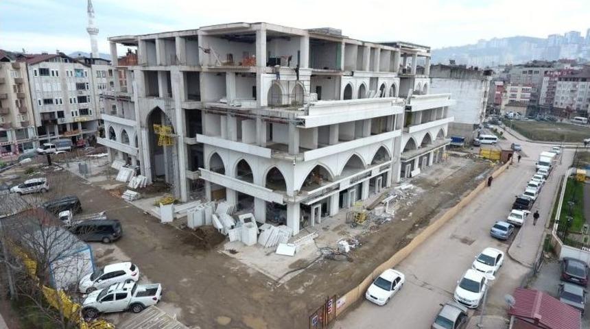 Yeni Belediye Binasında İnşaat &Ccedil;alışmaları Hızla Devam Ediyor