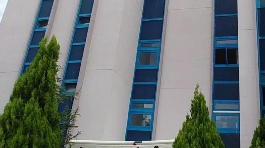 Ankara &Uuml;niversitesinde İntihar Girişimi