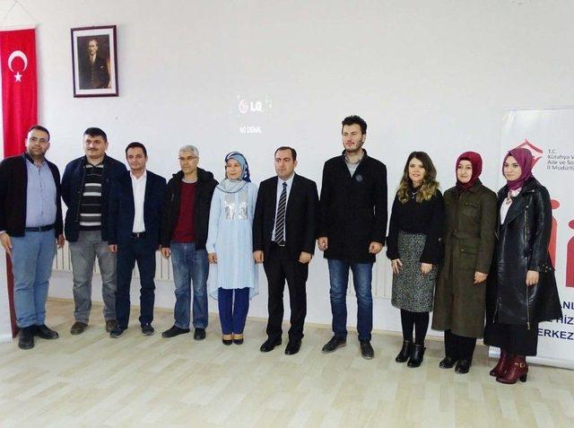 Üniversite Öğrencilerine ’kadın, Aile Ve Toplum’ Konulu Semineri