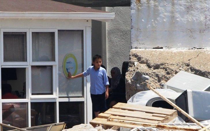 15 Kişilik Tekneden 54 Mülteci Çıktı G3