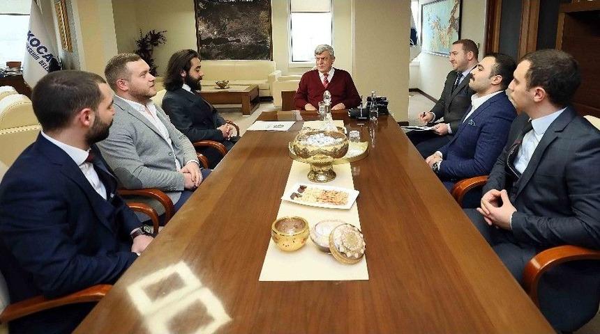 Başkan Karaosmanoğlu Vatandaşları Tarih Sempozyumuna Davet Etti