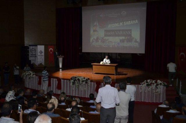 Batman’da ‘karanlık Geceden Aydınlık Sabaha’ Konulu Konferans