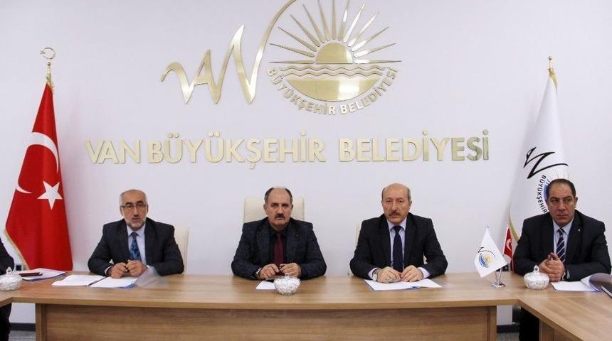 İranlı Turistler Daha Konforlu Taşınacak