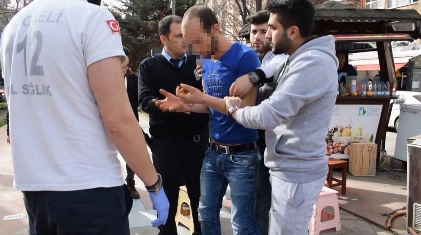 Uyuşturucu Kullanan Gen&ccedil;, Sağlık Ekiplerine Zor Anlar Yaşattı