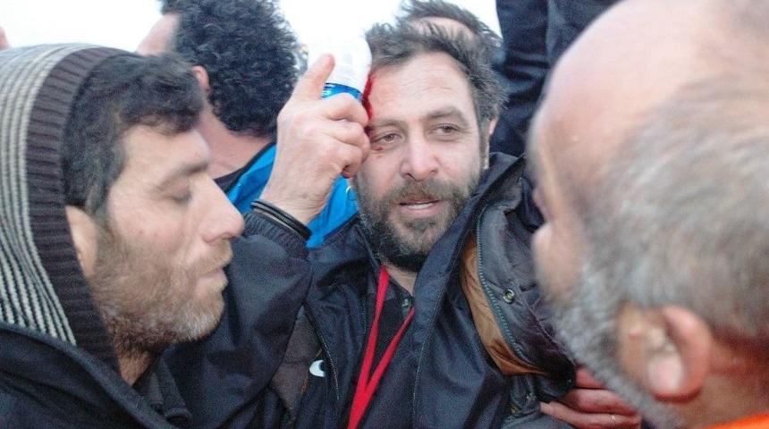 Hayranının Fotoğraf İsteğini Geri &Ccedil;eviren Nejat İşler Saldırıya Uğradı