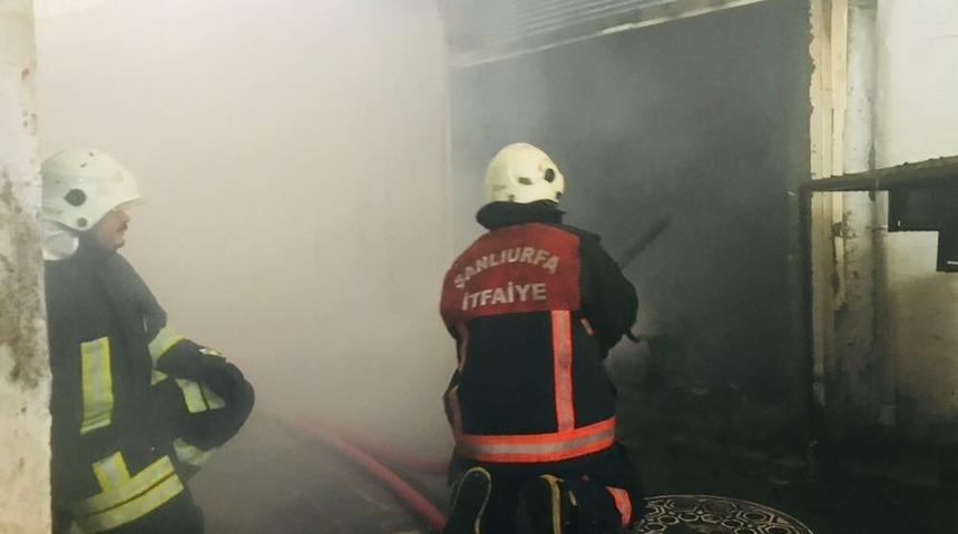Kunduracılar Pazarındaki Bir İş Yerinde Yangın &Ccedil;ıktı