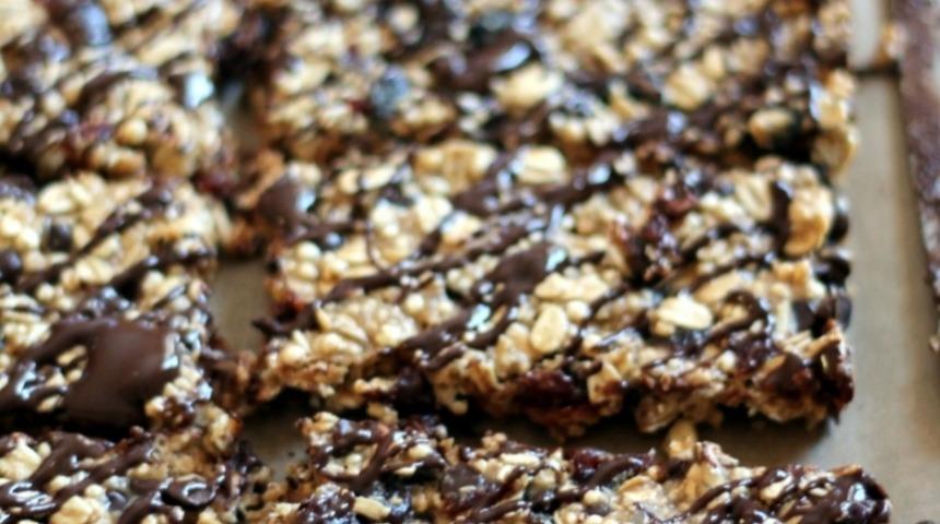 Vişneli - Bitter Çikolatalı Bar