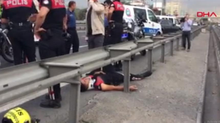 &Ccedil;ağlayan'da polis ekipleri kaza yaptı! 