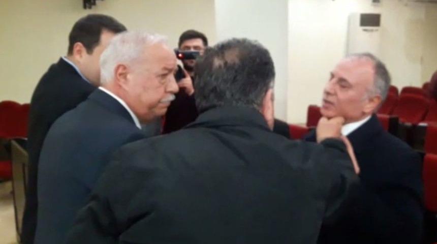 Meclis Toplantısı Bir Anda Karıştı