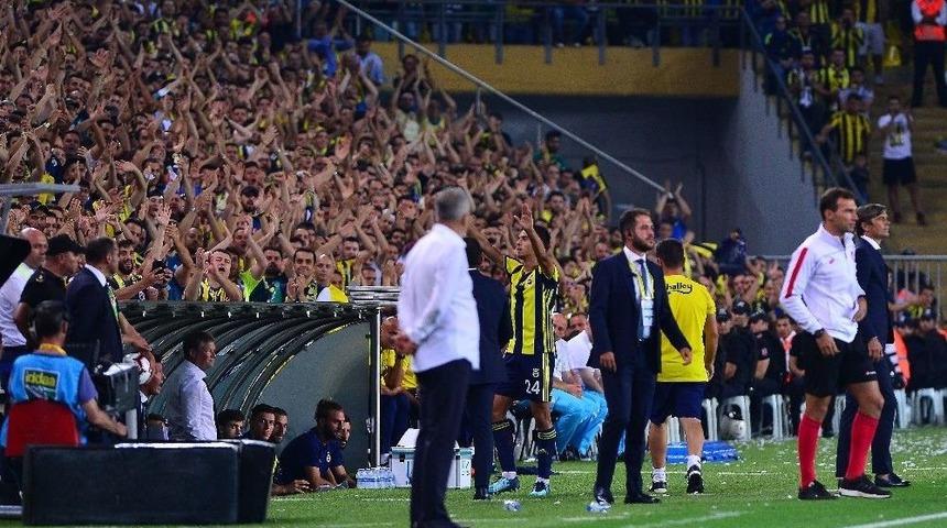 Barış Alıcı&rsquo;ya B&uuml;y&uuml;k Destek