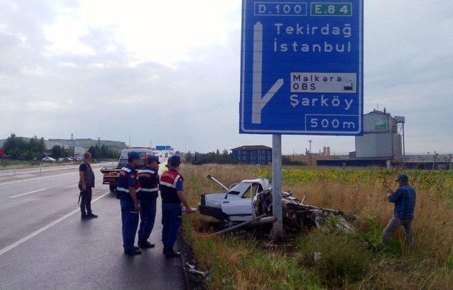 İkiye B&ouml;l&uuml;nen Otomobilden Sağ &Ccedil;ıktı 2