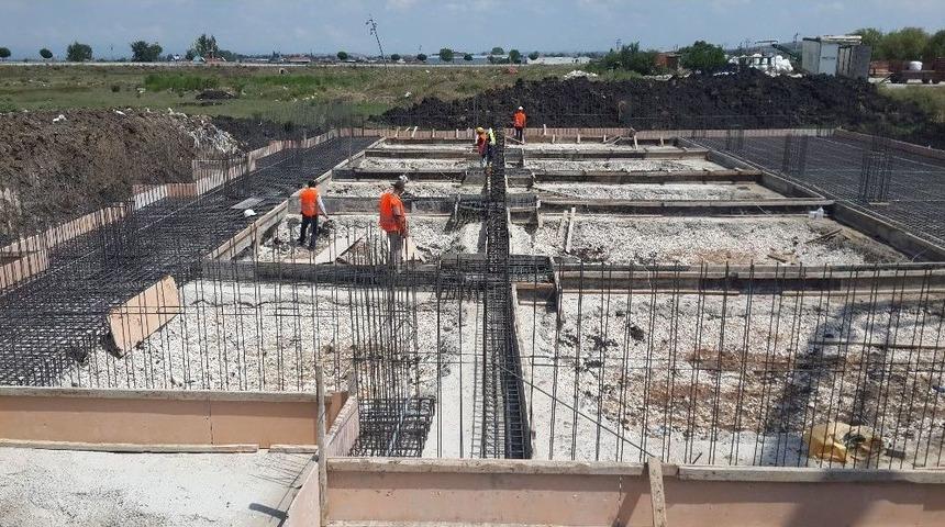 Beylikd&uuml;z&uuml;&rsquo;nden Manyas Belediyesine &Ccedil;ok Ama&ccedil;lı Sosyal Tesis Desteği