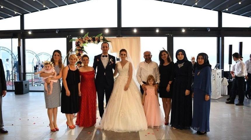 Başkan &Uuml;z&uuml;lmez Cemiyetlerde