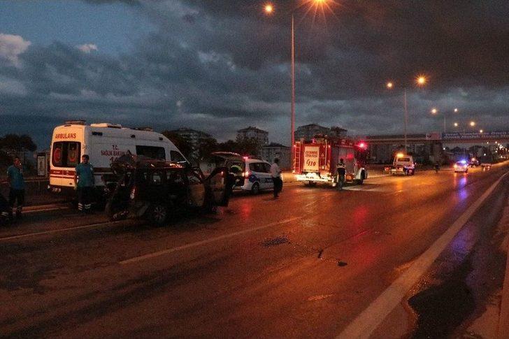 D-100 Karayolunda Feci Kaza:1 Ölü 2 Yaralı G3