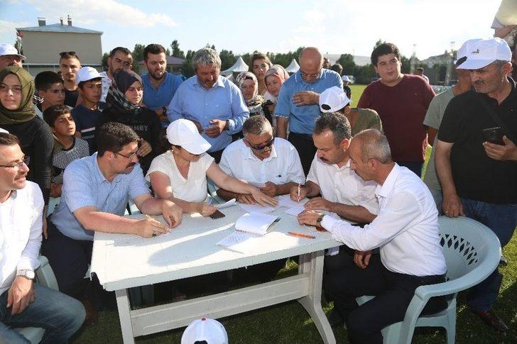 3. Geleneksel Çermik Festivalinde Erzurum’un En Güzel Buzağıları Yarıştı G5