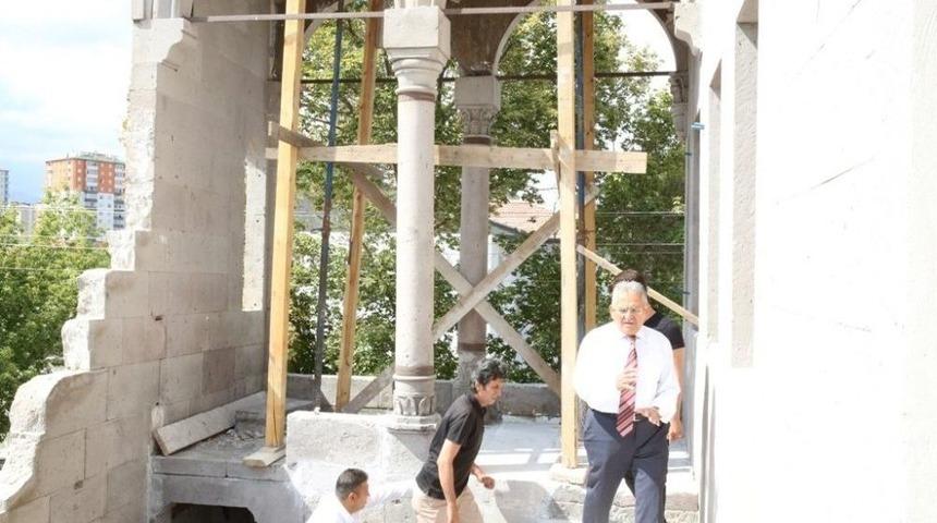 Başkan Büyükkılıç, Odtü Konağı Çalışmaları Hakkında Bilgi Aldı