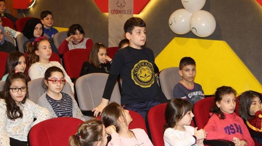 Rize&rsquo;de &Ouml;ğrencilere &ldquo;teknoloji Bağımlılığı&rdquo; Eğitimi Verildi