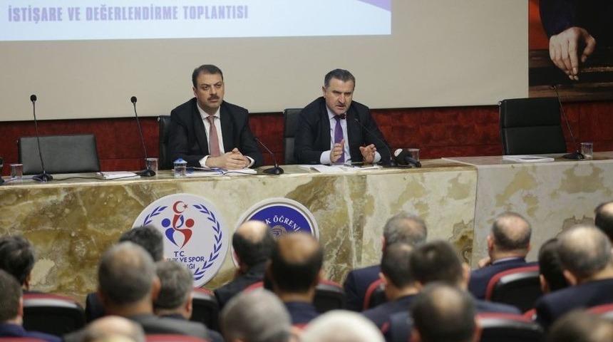 Bakan Osman Aşkın Bak, Kyk İl M&uuml;d&uuml;rleri İle Bir Araya Geldi