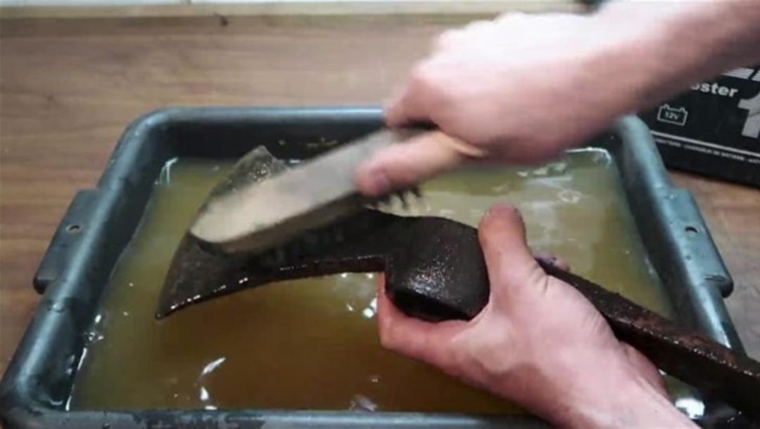 Paslı baltayı yeniledi 