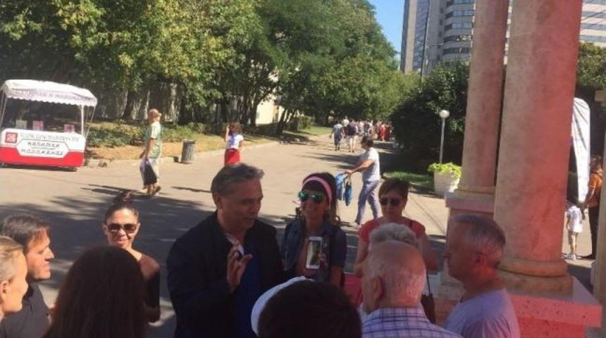 Uysal, Rusları Kaleiçi Old Town Festivali’ne Davet Etti