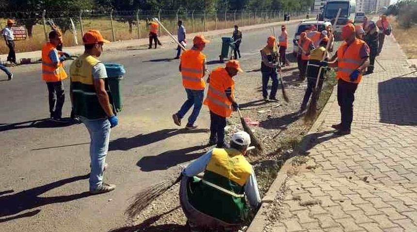 Gezici Temizlik Ekibi İş Başında