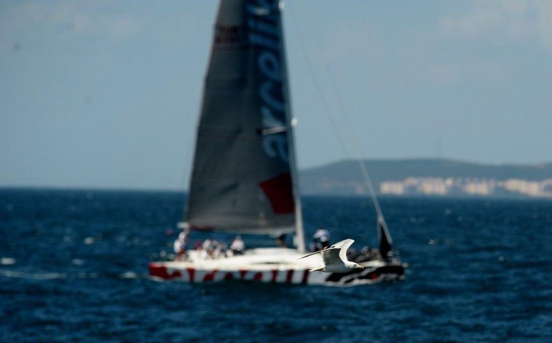 İstanbul&rsquo;dan Başlayıp Bursa&rsquo;da Devam Eden Yelken Yarışları Nefes Kesti