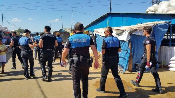 Bursa Polisinden Hayvan Pazarı Çıkarması G2