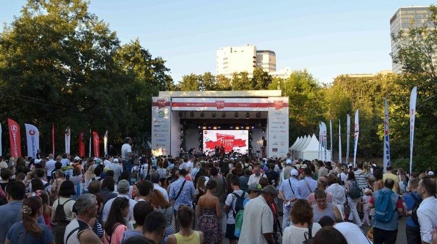 Moskova&rsquo;da T&uuml;rkiye&rsquo;ye Yoğun İlgi