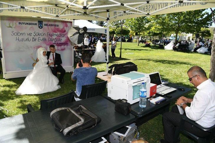 Ankara Büyükşehir’den 218 Çifte Düğün Şöleni G5