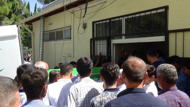 Gaziantep’te Ticari Araç Devrildi: 2 Ölü, 2 Yaralı G5