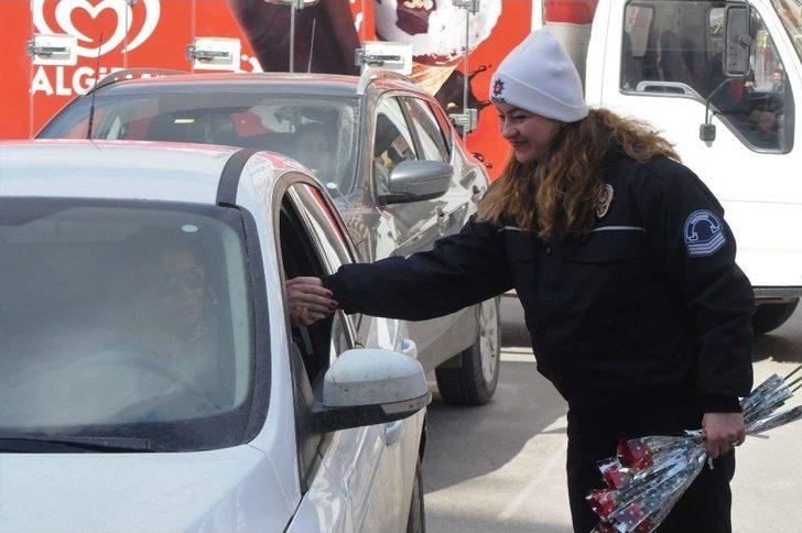 Kadın Trafikçilerden Hemcinslerine Jest G1