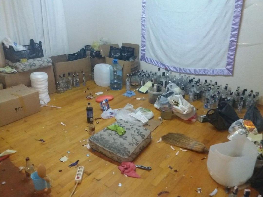 Turizm Sezonu &Ouml;ncesi Antalya&rsquo;da Sahte İ&ccedil;kiye B&uuml;y&uuml;k Darbe