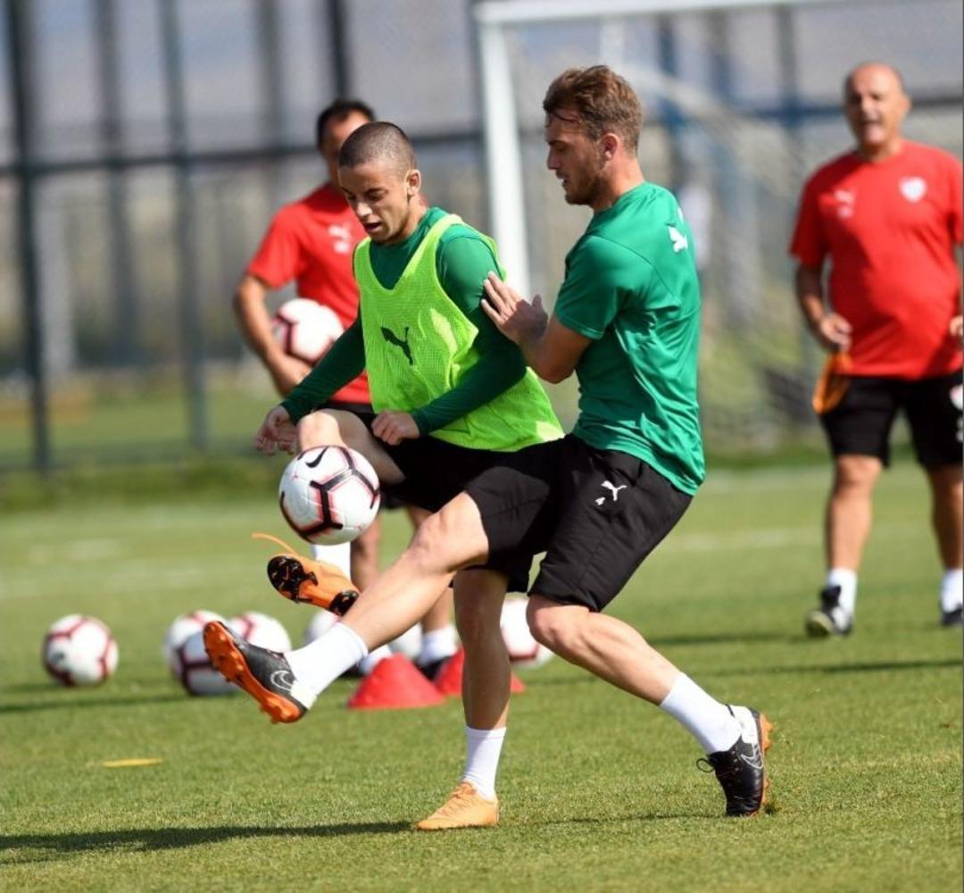 Bursaspor&rsquo;da Hazırlıklar S&uuml;r&uuml;yor