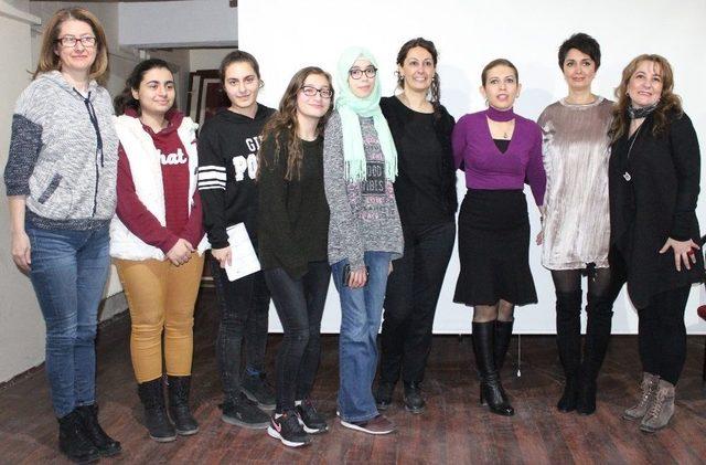 Lise Öğrencilerine Kadınlar Günü Semineri