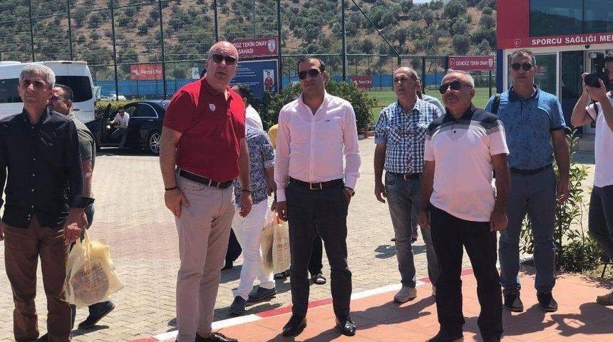 Yeni Malatyaspor İle Altınordu Kul&uuml;pleri Arasında Dostluk K&ouml;pr&uuml;s&uuml;