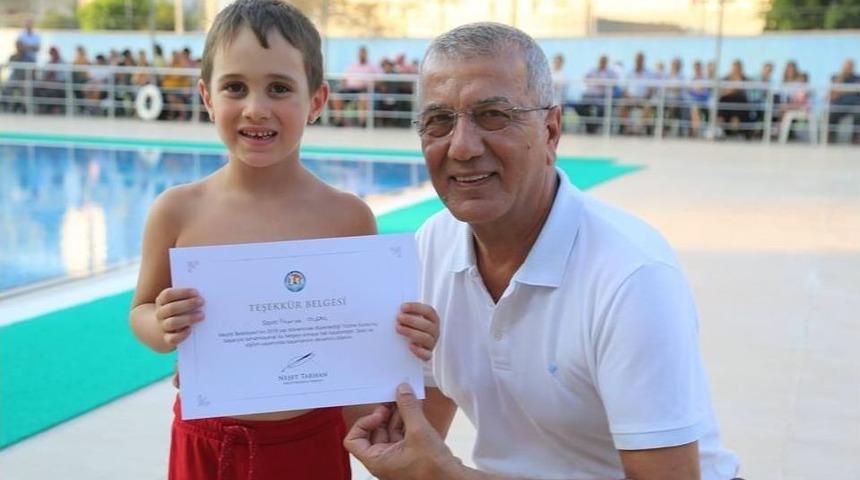 Mezitli&rsquo;de Y&uuml;zme Kursuna Yoğun İlgi