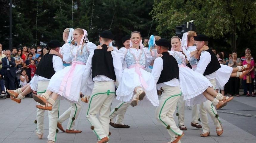 Yenimahalle&rsquo;de Dans Festivali