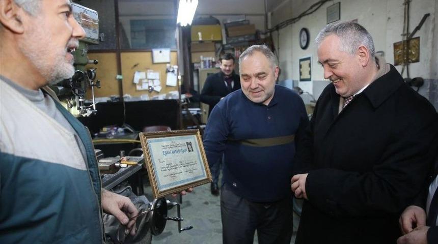 Eyüpsultan’da Bin 796 İş Yerine Ruhsat Verildi