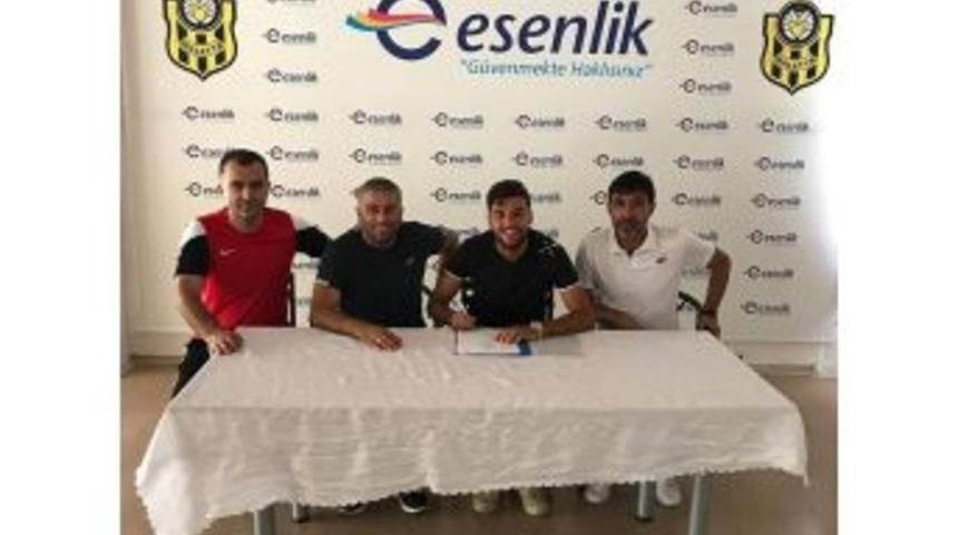 Yeni Malatyaspor, İstanbulsporlu Gen&ccedil; Futbolcuyu Kadrosuna Kattı