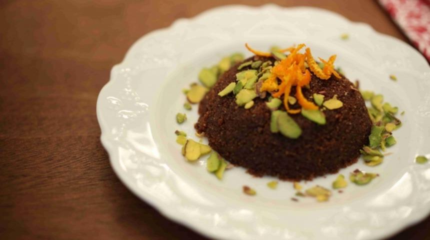 Çikolatalı irmik helvası tarifi (Videolu tarif)