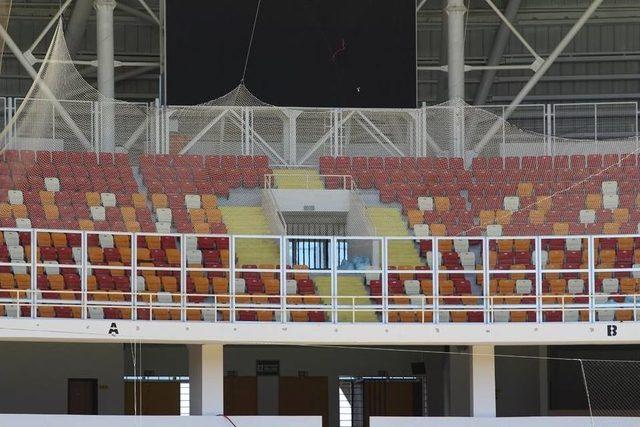 Yeni Malatya Stadyumunun Kullanıma Hazır Hale Getirildi