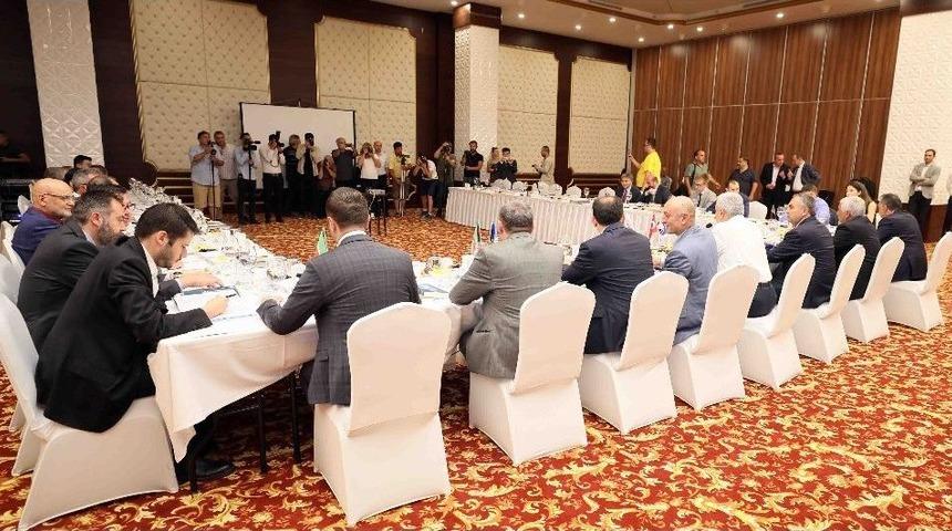 Başkan Karaosmanoğlu: &lsquo;t&uuml;rk D&uuml;nyasını Birleştirmek İstiyoruz&rsquo;&rsquo;