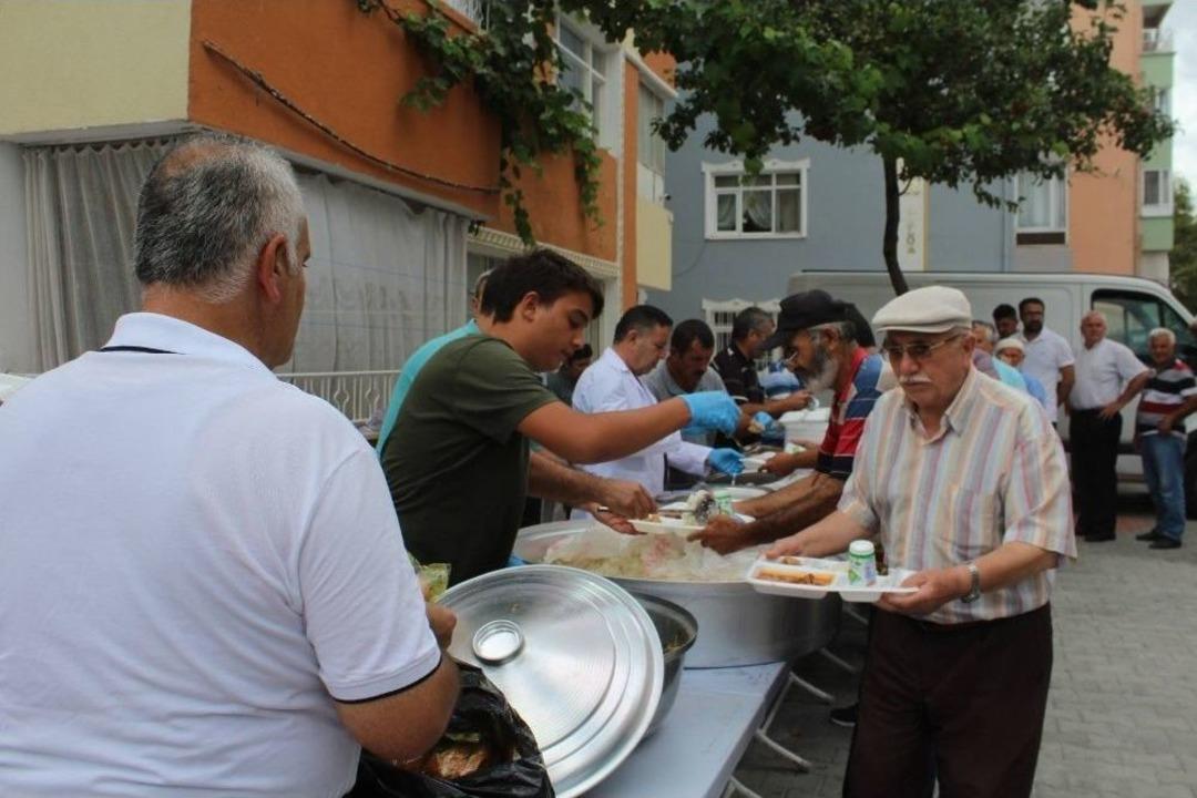 Şehit Yasin Gencer İ&ccedil;in Mevlit Okutuldu