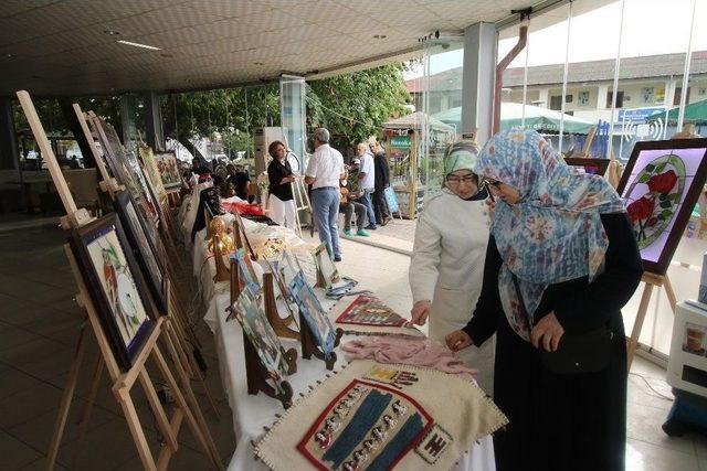 Başkan Akcan Sergi Açılışına Katıldı