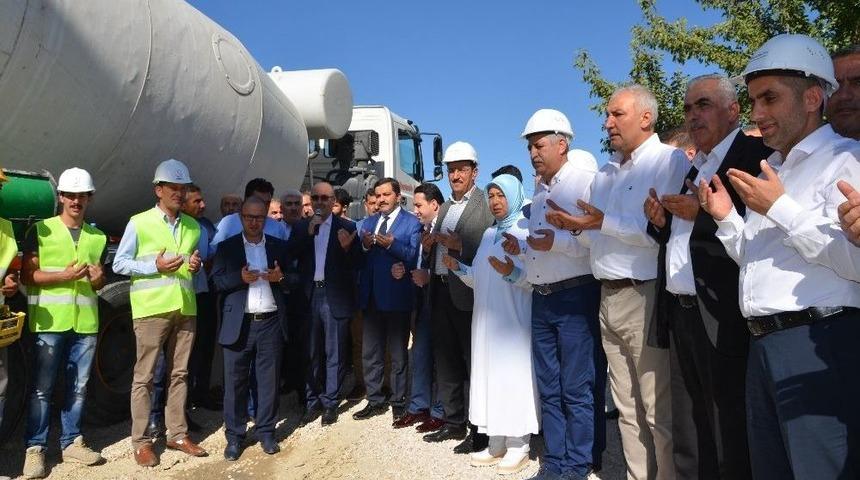 Darende’de Sağlık Merkezinin Temeli Törenle Atıldı