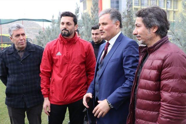 Ahmet Çakır’dan E.yeni Malatyaspor’a Fenerbahçe Morali