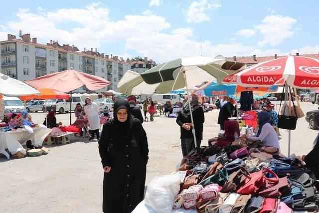 Beyşehirli Kadınların Anneler Pazarında İlk Mesaisi