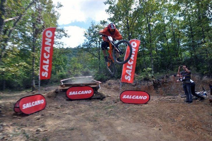 8.uluslararası Yenice Dağ Bisiklet Yarışları Sona Erdi G5