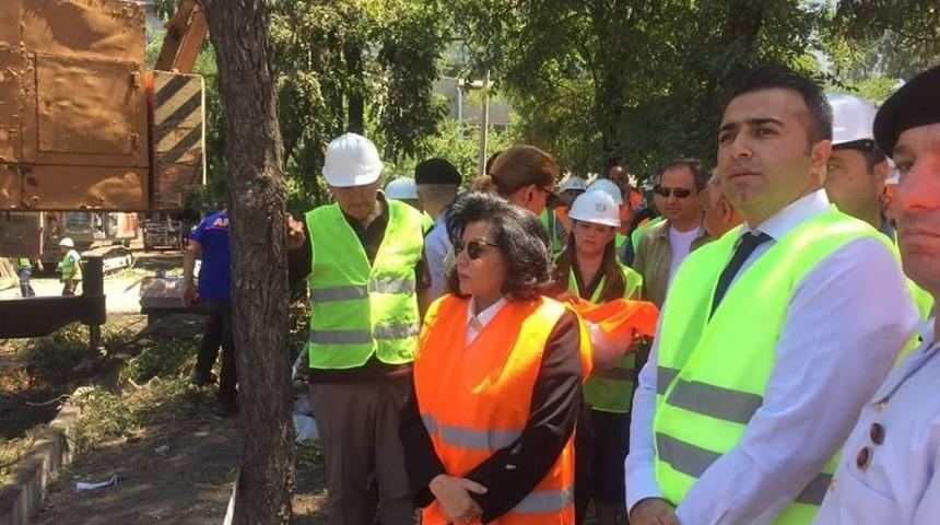 Vali Civelek, &Ccedil;&ouml;kmenin Yaşandığı Termik Santralde