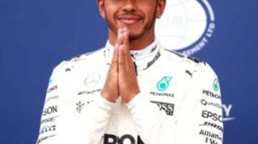 Mercedes, Lewis Hamilton İle Nikah Tazeledi